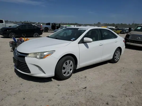 4T1BF1FK6GU568063 2016 TOYOTA CAMRY - Image 1