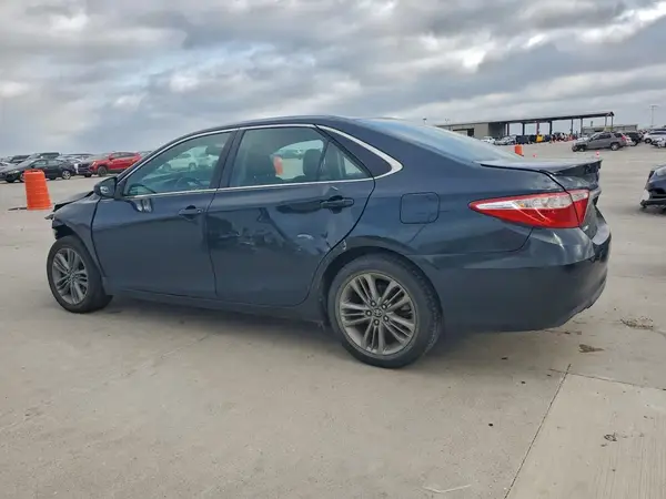 4T1BF1FK6GU570816 2016 TOYOTA CAMRY - Image 2