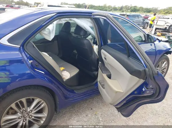 4T1BF1FK6GU572176 2016 TOYOTA CAMRY - Image 8