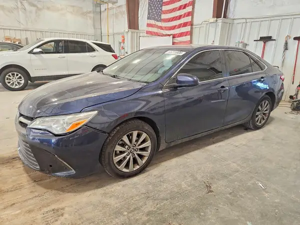 4T1BF1FK6GU572503 2016 TOYOTA CAMRY - Image 1