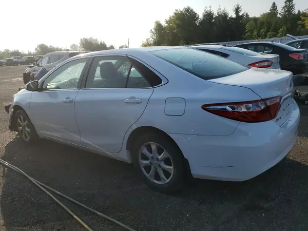 4T1BF1FK6GU573294 2016 TOYOTA CAMRY - Image 2
