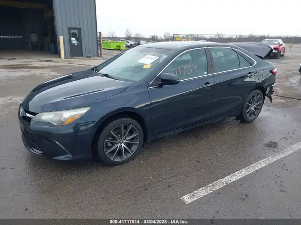 4T1BF1FK6GU574347 2016 TOYOTA CAMRY - Image 2