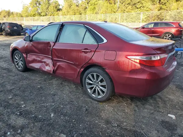 4T1BF1FK6GU575286 2016 TOYOTA CAMRY - Image 2