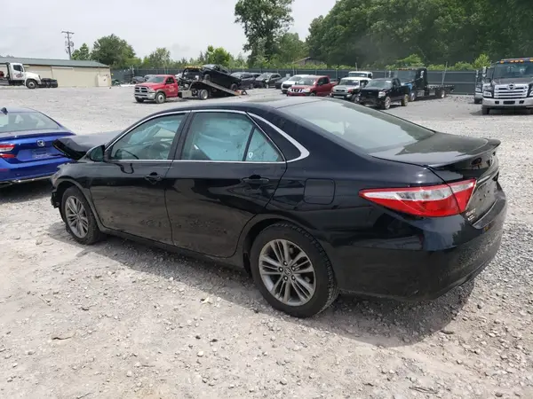 4T1BF1FK6GU578768 2016 TOYOTA CAMRY - Image 2