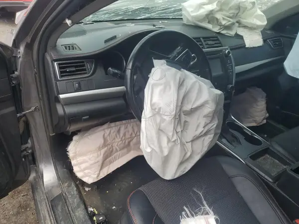 4T1BF1FK6GU580746 2016 TOYOTA CAMRY - Image 8