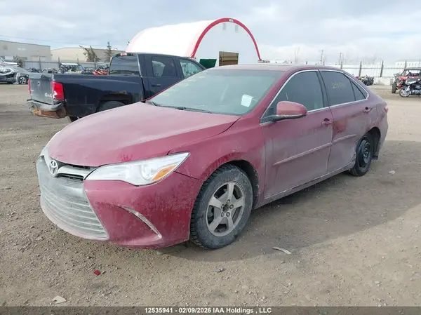 4T1BF1FK6GU581234 2016 TOYOTA CAMRY - Image 2