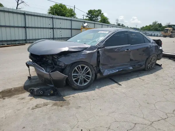 4T1BF1FK6GU584053 2016 TOYOTA CAMRY - Image 1