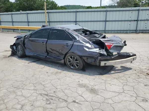 4T1BF1FK6GU584053 2016 TOYOTA CAMRY - Image 2