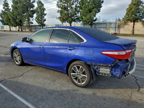 4T1BF1FK6GU588491 2016 TOYOTA CAMRY - Image 2
