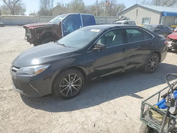 4T1BF1FK6GU605533 2016 TOYOTA CAMRY - Image 1
