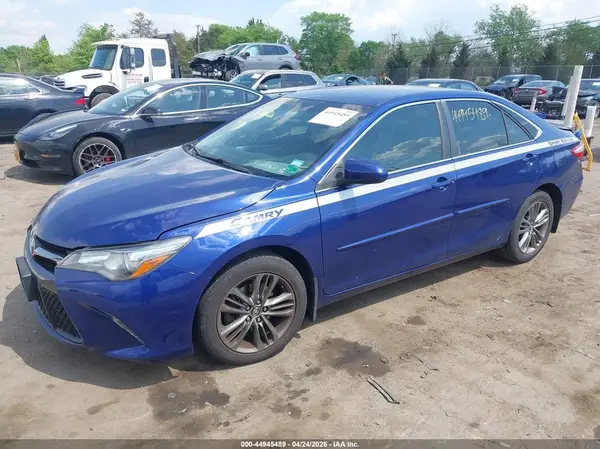 4T1BF1FK6GU610800 2016 TOYOTA CAMRY - Image 2