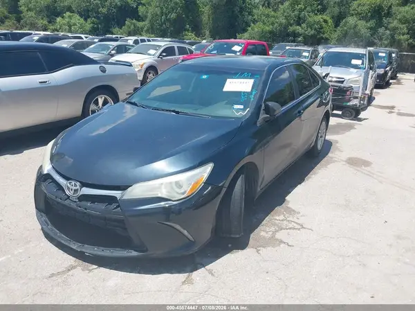 4T1BF1FK6GU611574 2016 TOYOTA CAMRY - Image 2