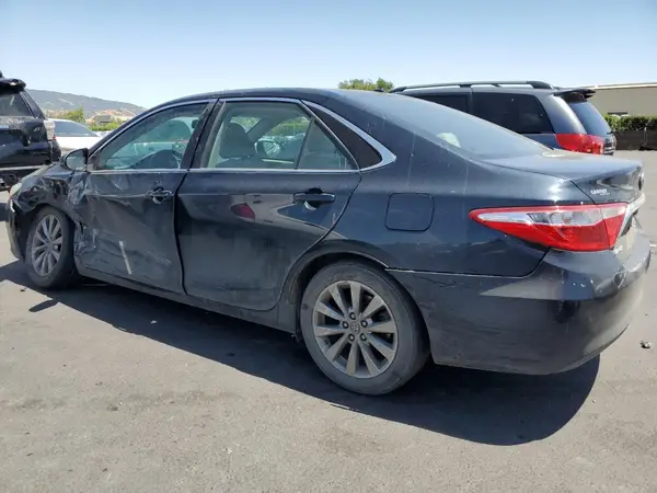 4T1BF1FK6GU612188 2016 TOYOTA CAMRY - Image 2