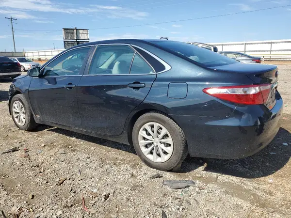 4T1BF1FK6GU998675 2016 TOYOTA CAMRY - Image 2