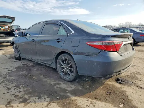 4T1BF1FK6GU998711 2016 TOYOTA CAMRY - Image 2