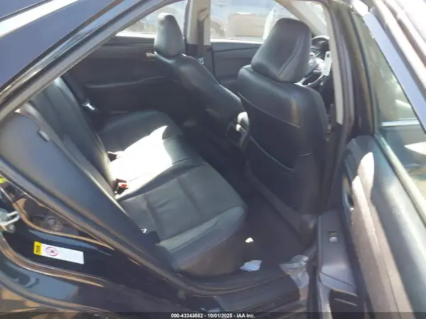 4T1BF1FK6HU270016 2017 TOYOTA CAMRY - Image 8