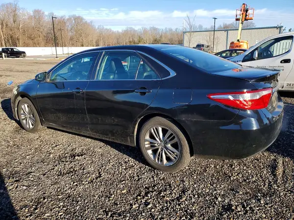 4T1BF1FK6HU270906 2017 TOYOTA CAMRY - Image 2