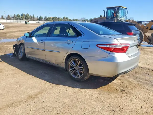 4T1BF1FK6HU271232 2017 TOYOTA CAMRY - Image 2