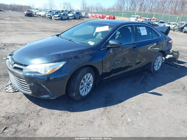 4T1BF1FK6HU278245 2017 TOYOTA CAMRY - Image 2