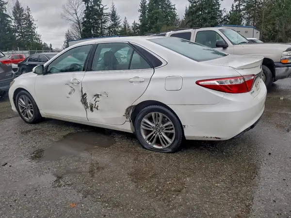 4T1BF1FK6HU279671 2017 TOYOTA CAMRY - Image 2