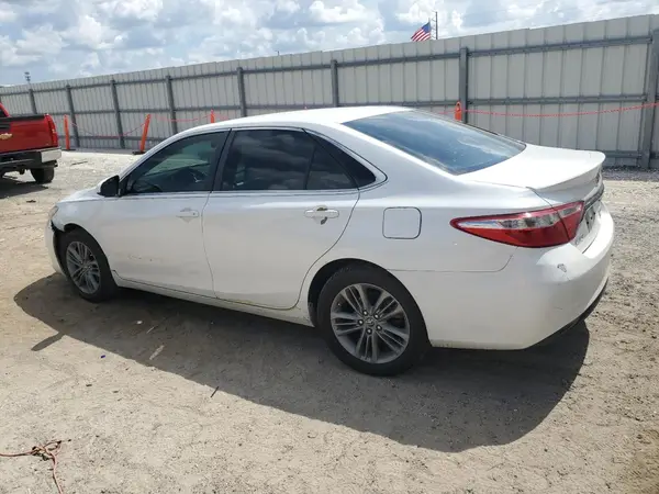4T1BF1FK6HU279878 2017 TOYOTA CAMRY - Image 2