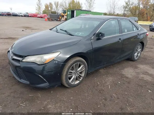 4T1BF1FK6HU280075 2017 TOYOTA CAMRY - Image 2