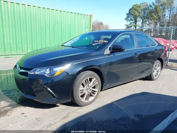 4T1BF1FK6HU280108 2017 TOYOTA CAMRY - Image 2