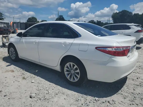 4T1BF1FK6HU280237 2017 TOYOTA CAMRY - Image 2
