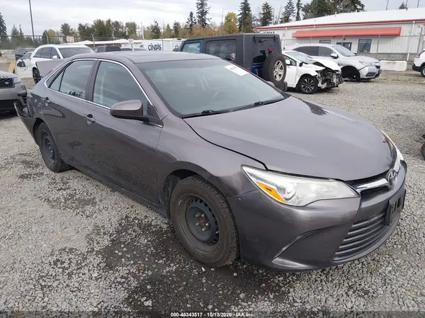 4T1BF1FK6HU281243 2017 TOYOTA CAMRY - Image 1