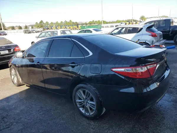 4T1BF1FK6HU281646 2017 TOYOTA CAMRY - Image 2