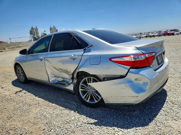 4T1BF1FK6HU283171 2017 TOYOTA CAMRY - Image 2