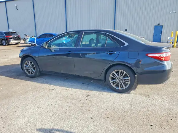 4T1BF1FK6HU286894 2017 TOYOTA CAMRY - Image 2
