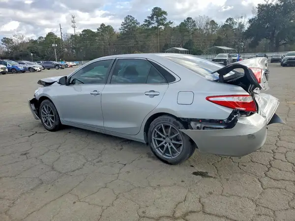 4T1BF1FK6HU291173 2017 TOYOTA CAMRY - Image 2