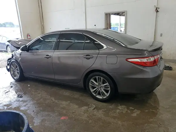 4T1BF1FK6HU293988 2017 TOYOTA CAMRY - Image 2