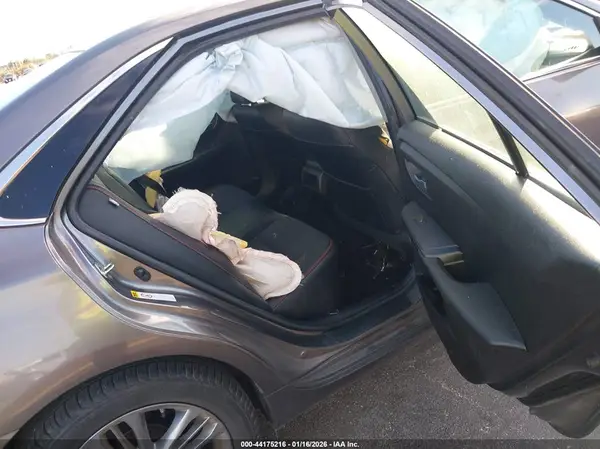 4T1BF1FK6HU297345 2017 TOYOTA CAMRY - Image 8