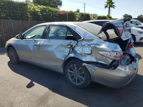 4T1BF1FK6HU297376 2017 TOYOTA CAMRY - Image 2