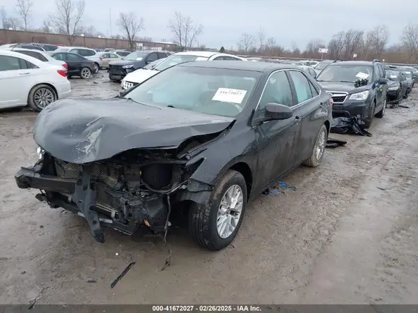 4T1BF1FK6HU306819 2017 TOYOTA CAMRY - Image 2