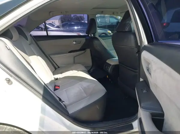 4T1BF1FK6HU313852 2017 TOYOTA CAMRY - Image 8