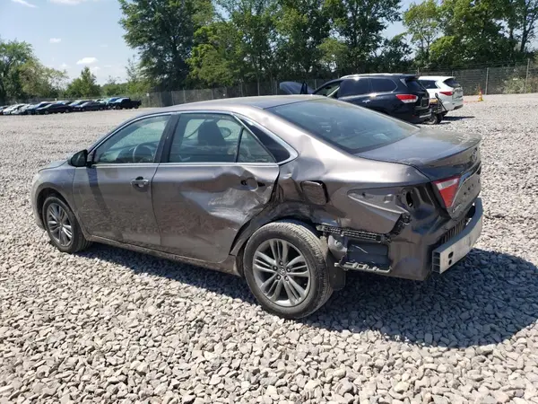 4T1BF1FK6HU315522 2017 TOYOTA CAMRY - Image 2