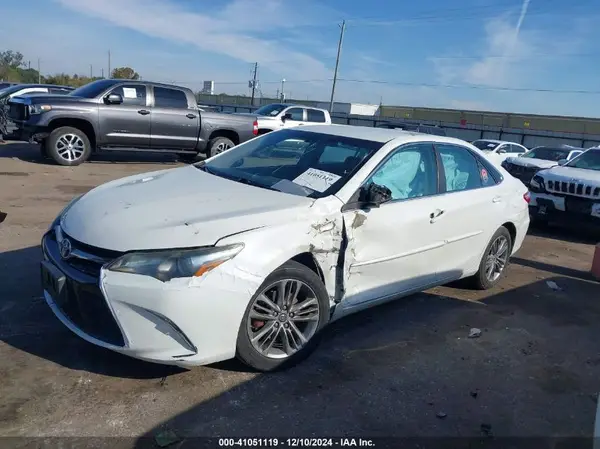4T1BF1FK6HU316556 2017 TOYOTA CAMRY - Image 2