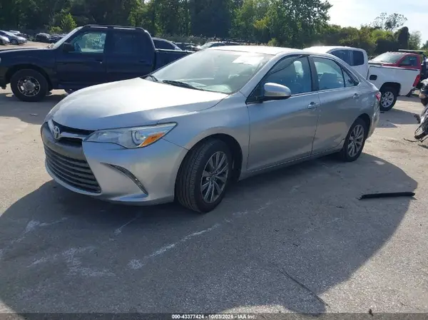 4T1BF1FK6HU316606 2017 TOYOTA CAMRY - Image 2