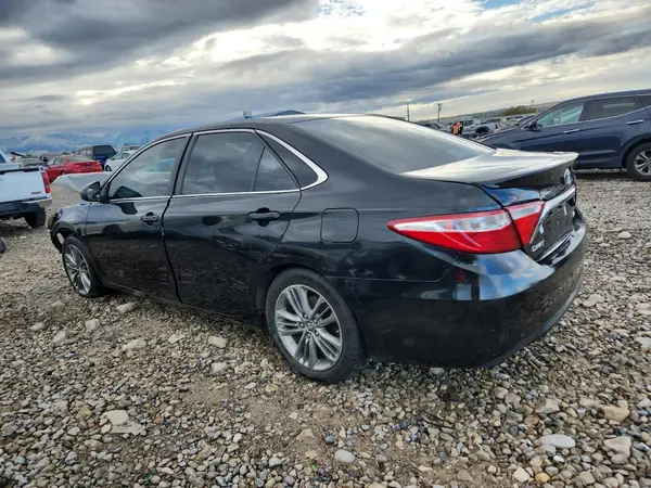 4T1BF1FK6HU317190 2017 TOYOTA CAMRY - Image 2