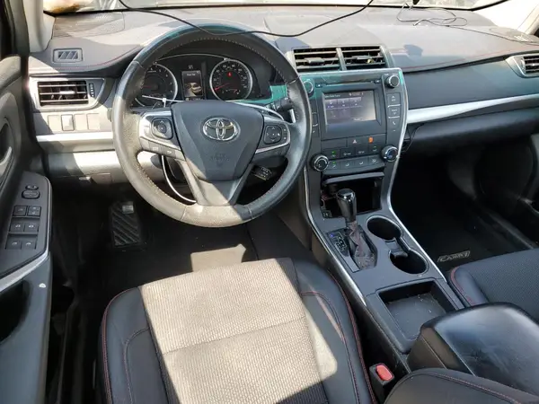 4T1BF1FK6HU320185 2017 TOYOTA CAMRY - Image 8