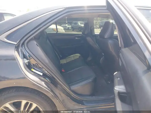 4T1BF1FK6HU321076 2017 TOYOTA CAMRY - Image 8