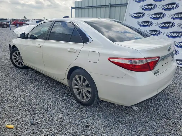 4T1BF1FK6HU323717 2017 TOYOTA CAMRY - Image 2