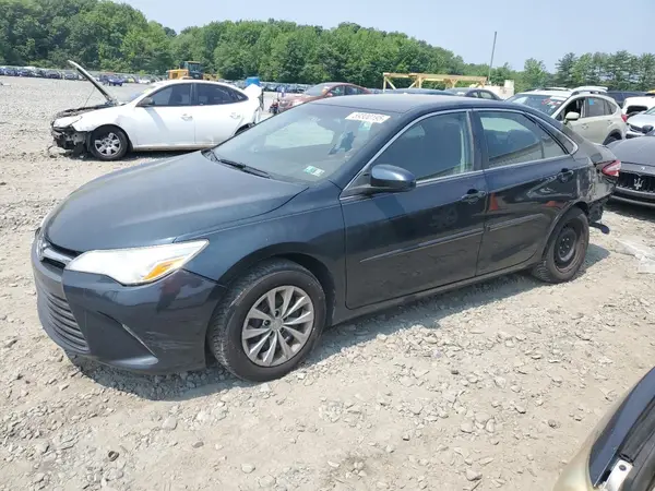 4T1BF1FK6HU323944 2017 TOYOTA CAMRY - Image 1