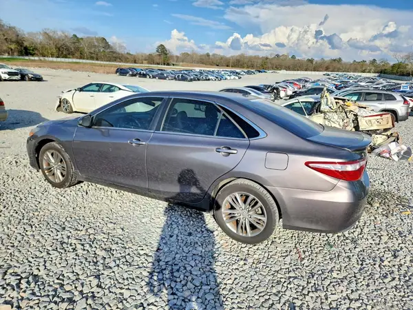 4T1BF1FK6HU325225 2017 TOYOTA CAMRY - Image 2