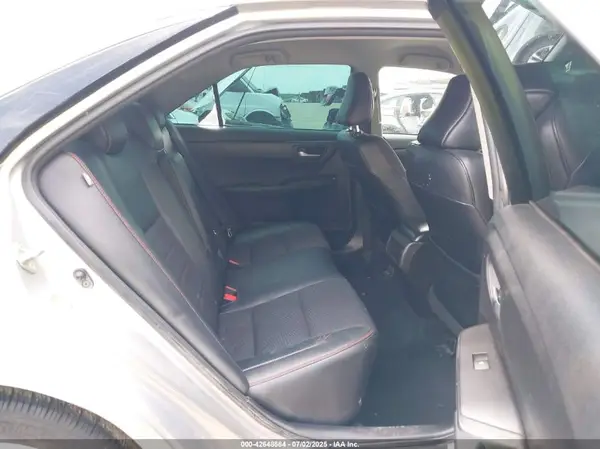 4T1BF1FK6HU331042 2017 TOYOTA CAMRY - Image 8