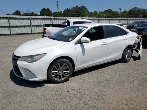 4T1BF1FK6HU331803 2017 TOYOTA CAMRY - Image 1