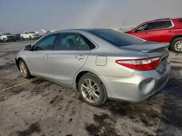 4T1BF1FK6HU336676 2017 TOYOTA CAMRY - Image 2
